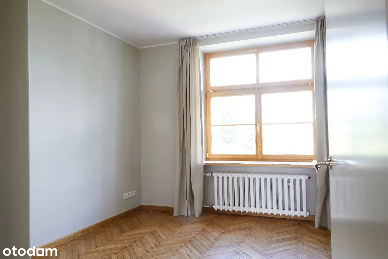 105m2 przy samym pl. Wilsona, po remoncie