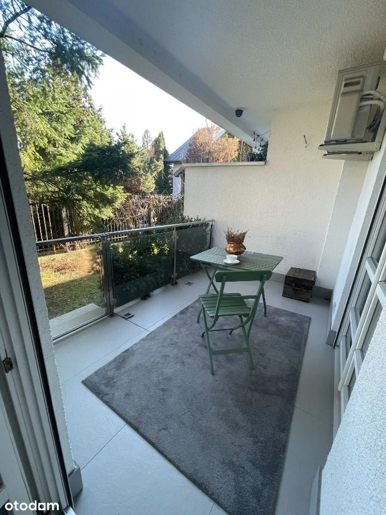 Apartament z tarasem, ogrodem, komórką i garażem