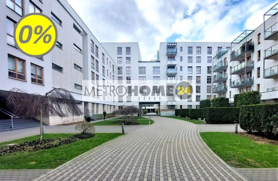 Piękny 3 pokojowy apartament z garażem i komórką w Hubertusie 