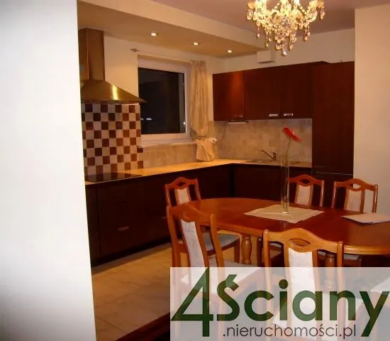 apartament 6 pokoi, Rondo Wiatraczna 