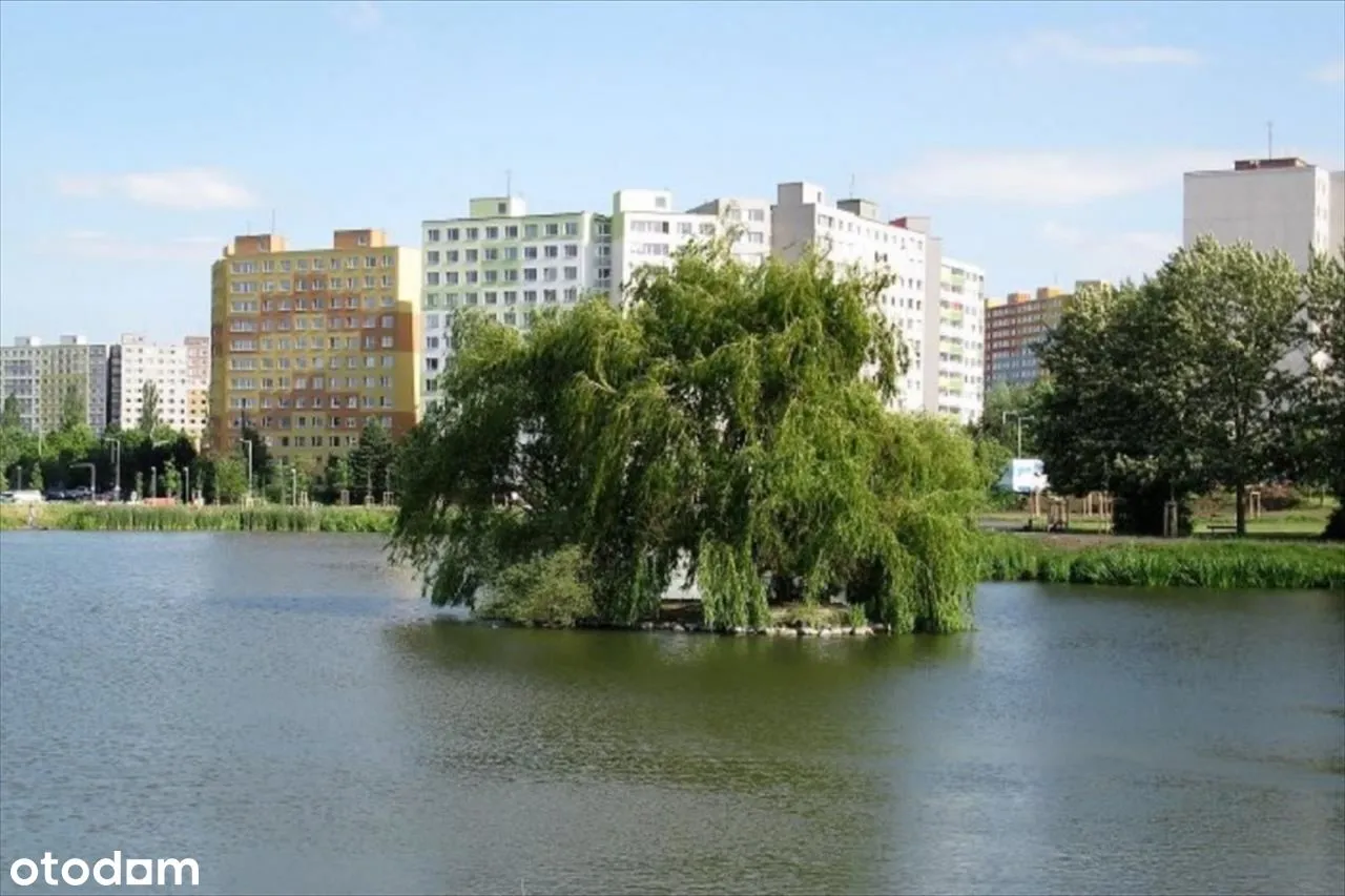 3 pokojowe mieszkanie przy Metrze Bródno