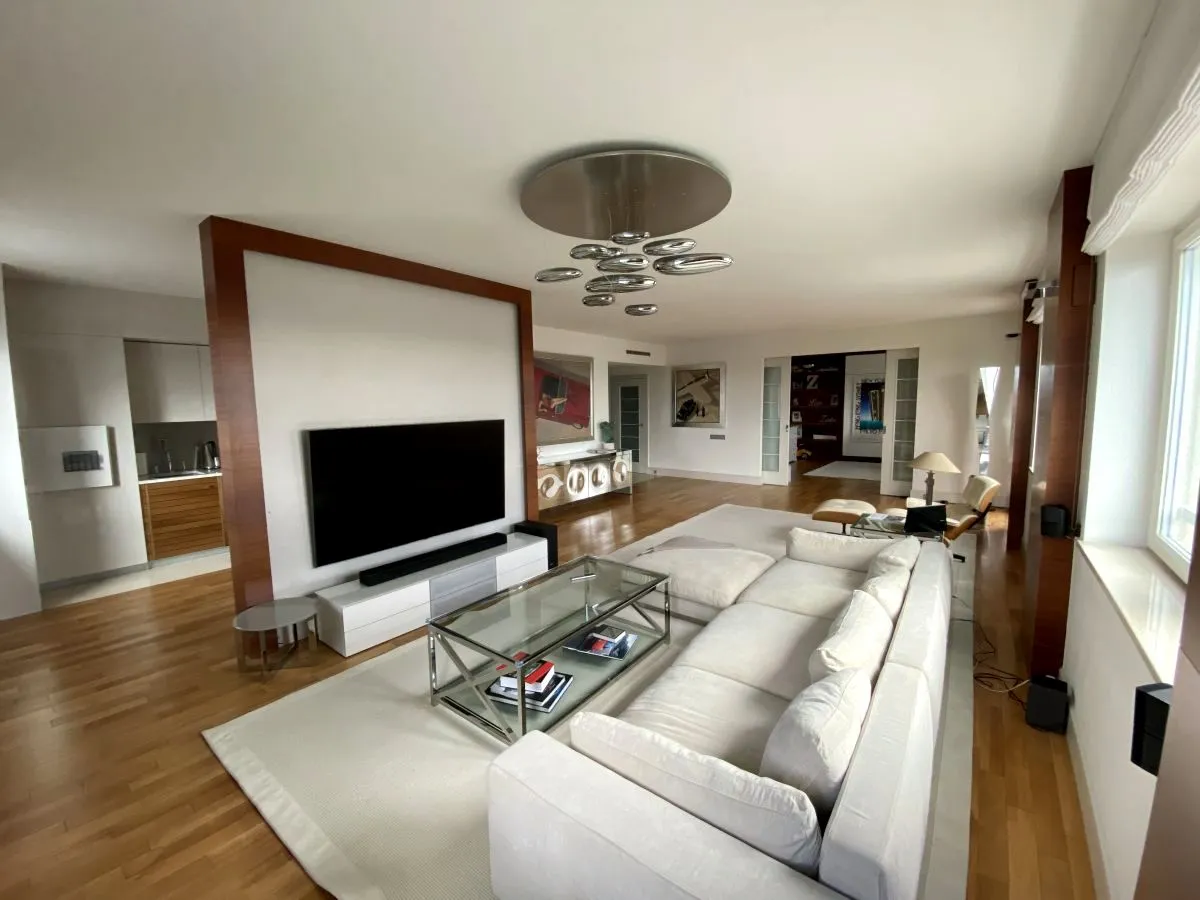 Luksusowy apt. 140m2 z basenem/siłownią/jacuzzi