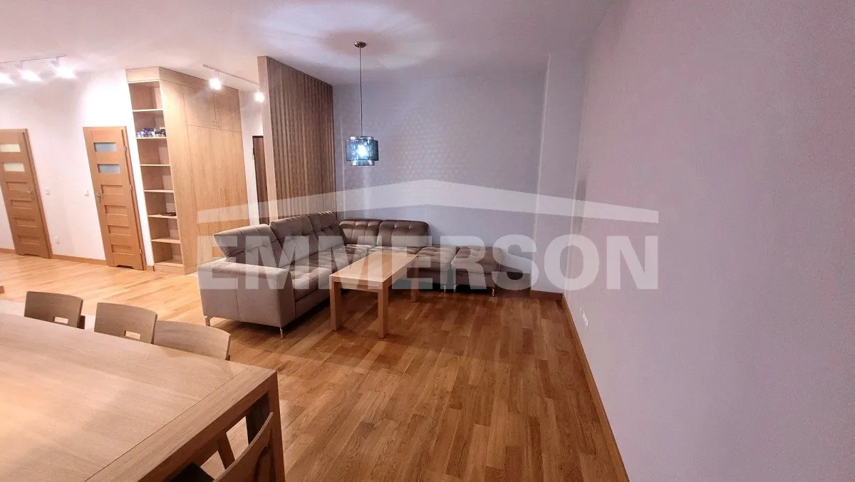 Komfortowy, 5 pokojowy apartament, cichy 