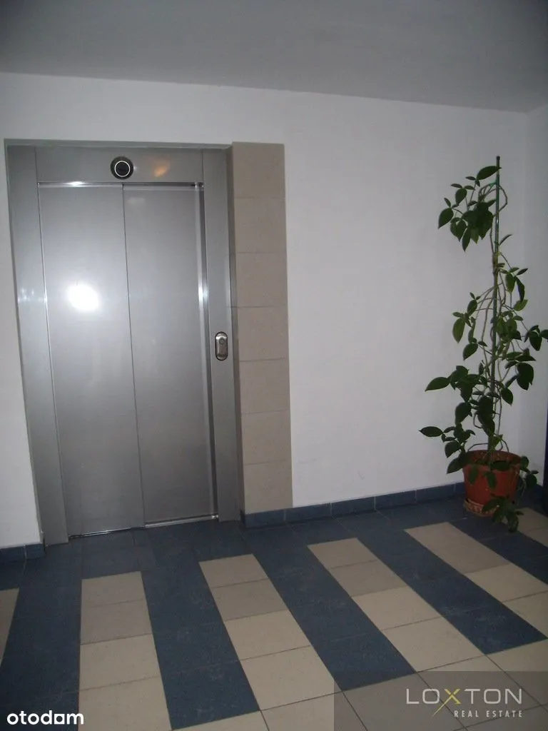 Ursus Przy Stacji Skm/Pkp