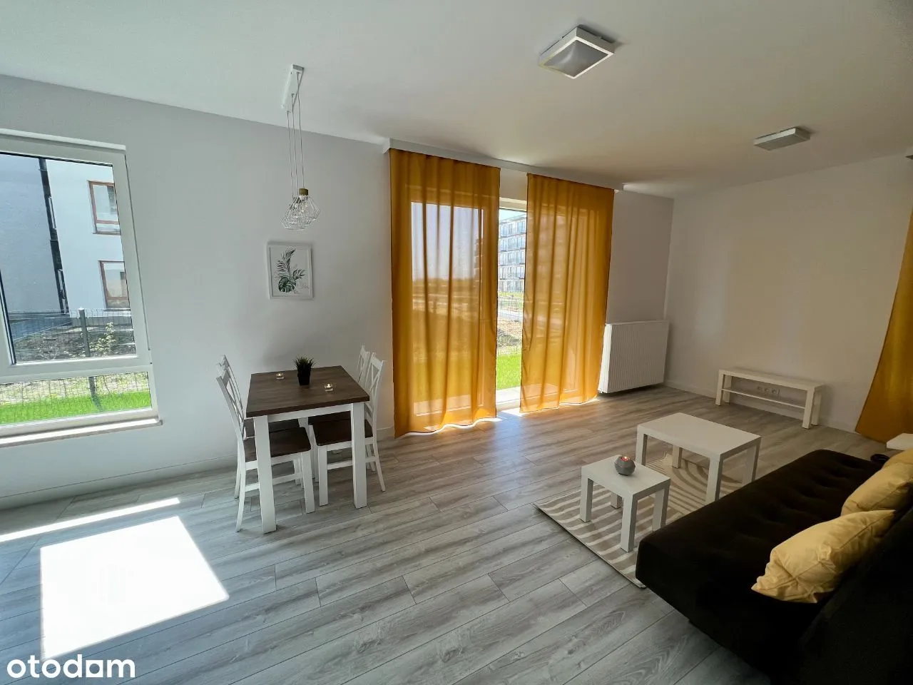 Apartament 54 m² z dwoma garażami i ogrodem 120m2