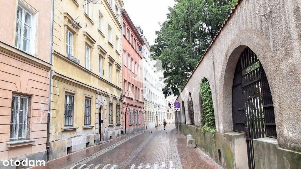 Ciche, jasne 2 pokoje - staromiejska kamieniczka