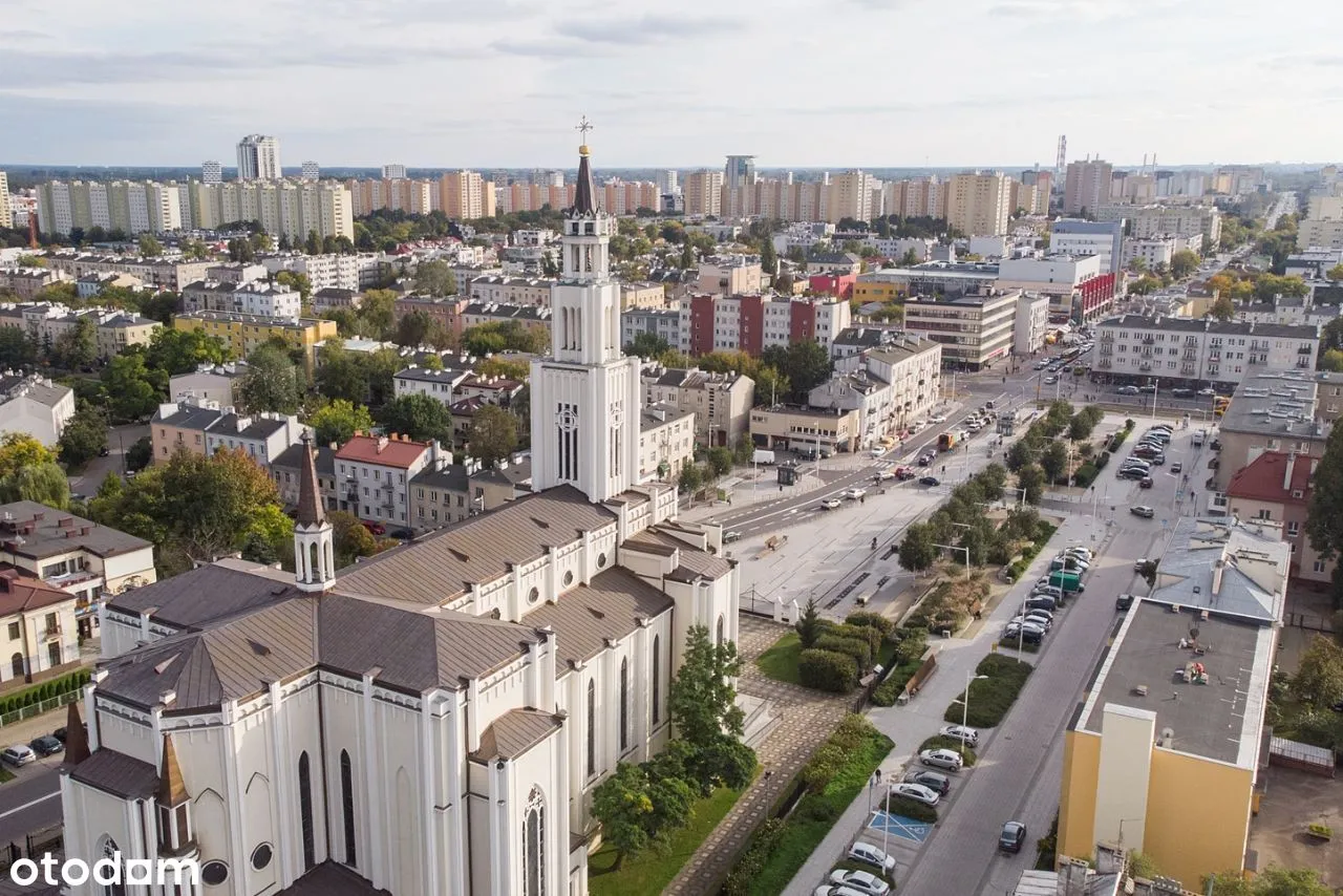 Duży salon, 3 pokoje, balkon, nowe, kameralny bud.