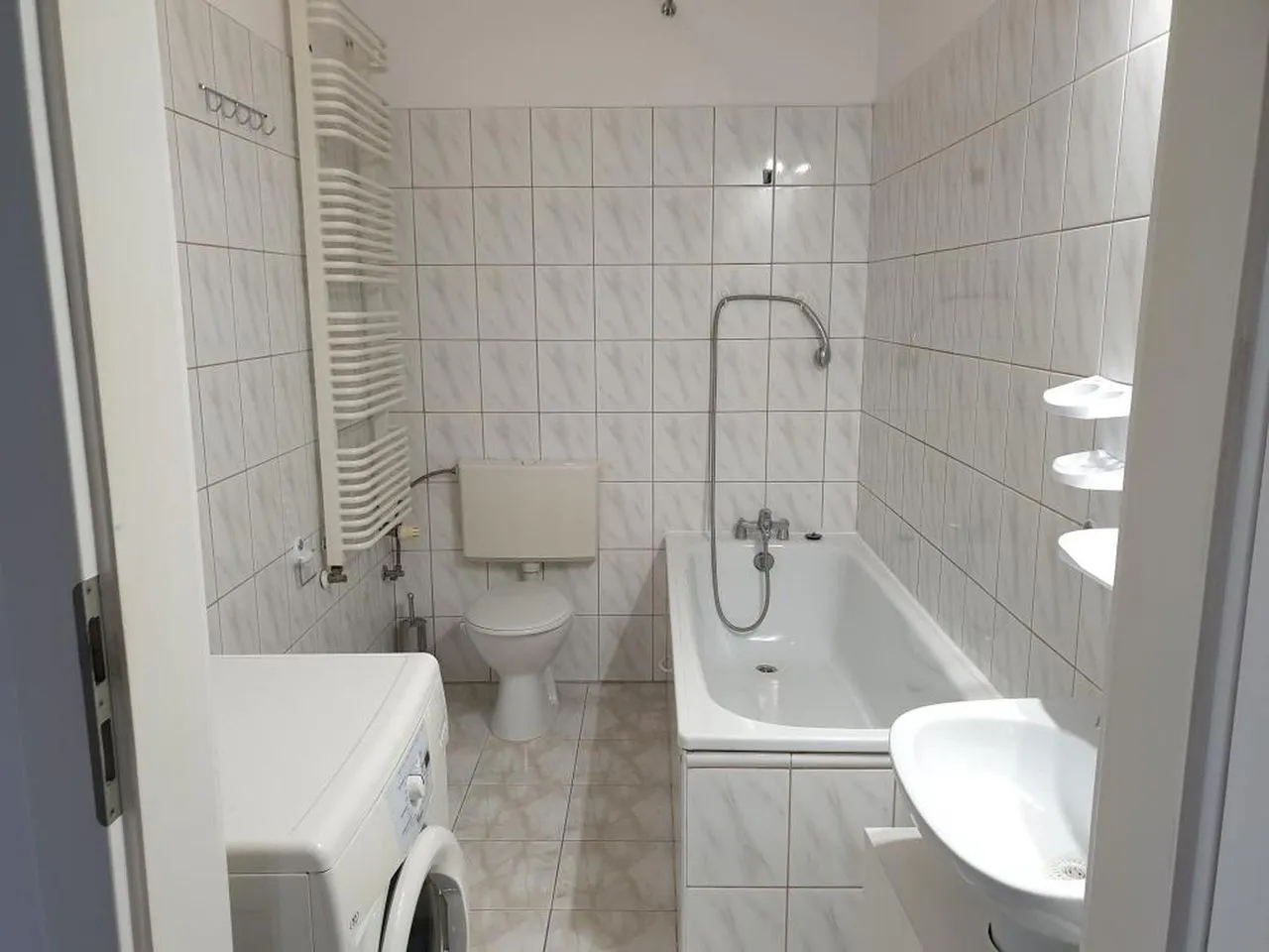 Wynajmę kawalerkę: Warszawa Ochota , ulica ul. Wacława Sierpińskiego, 37 m2, 2500 PLN, 1 pokój - Domiporta.pl