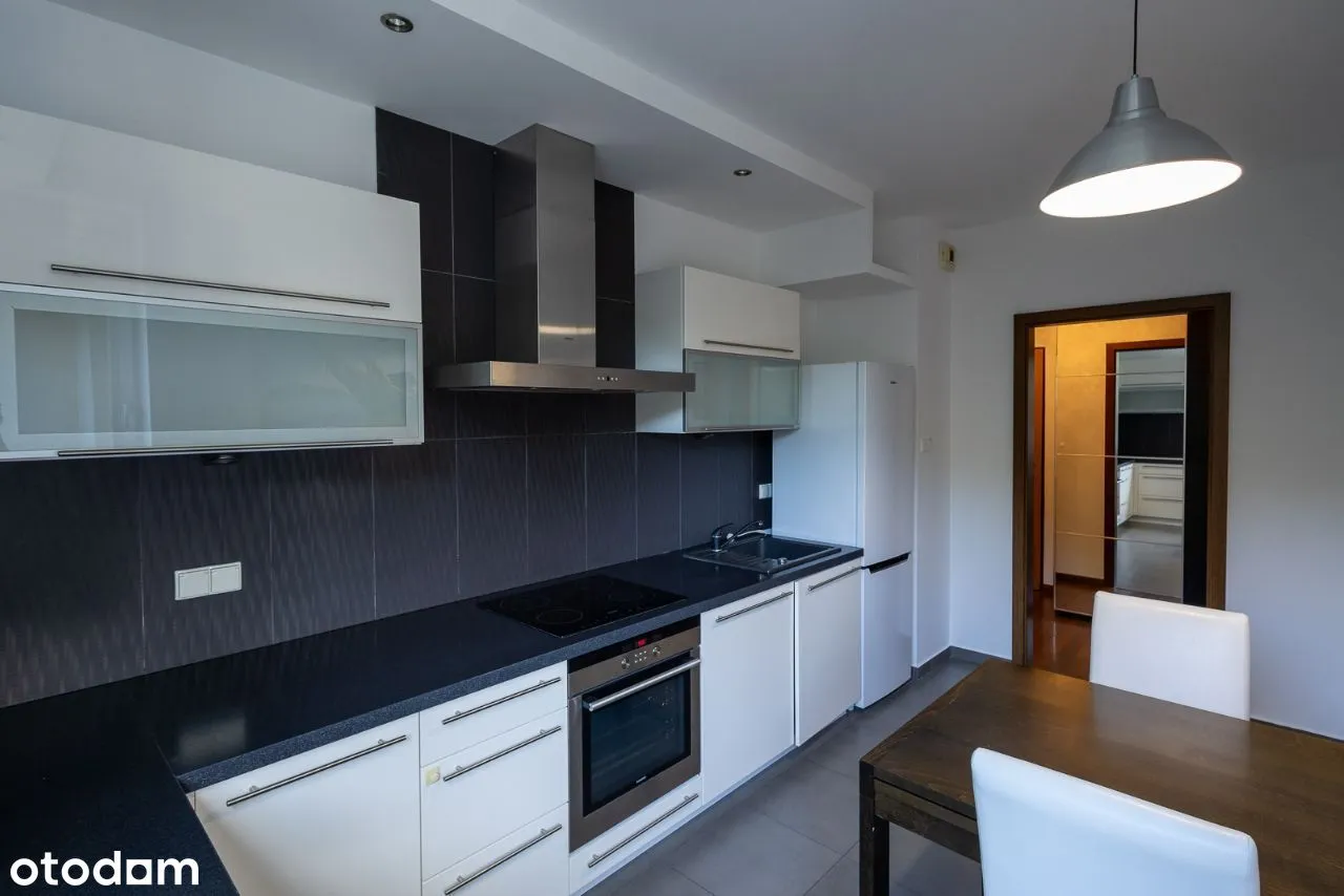 Mieszkanie, 50 m², 2 pokoje, miejsce garażowe