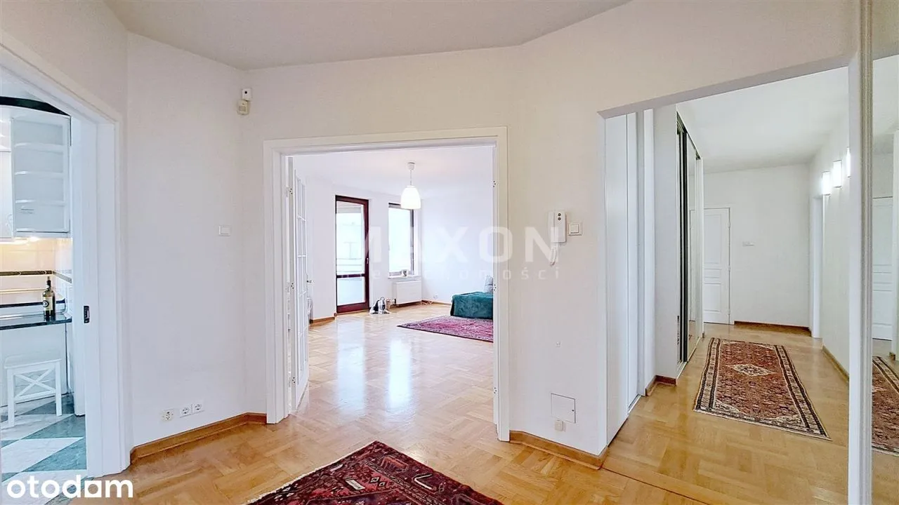 Apartament pięciopokojowy na bliskiej Woli.