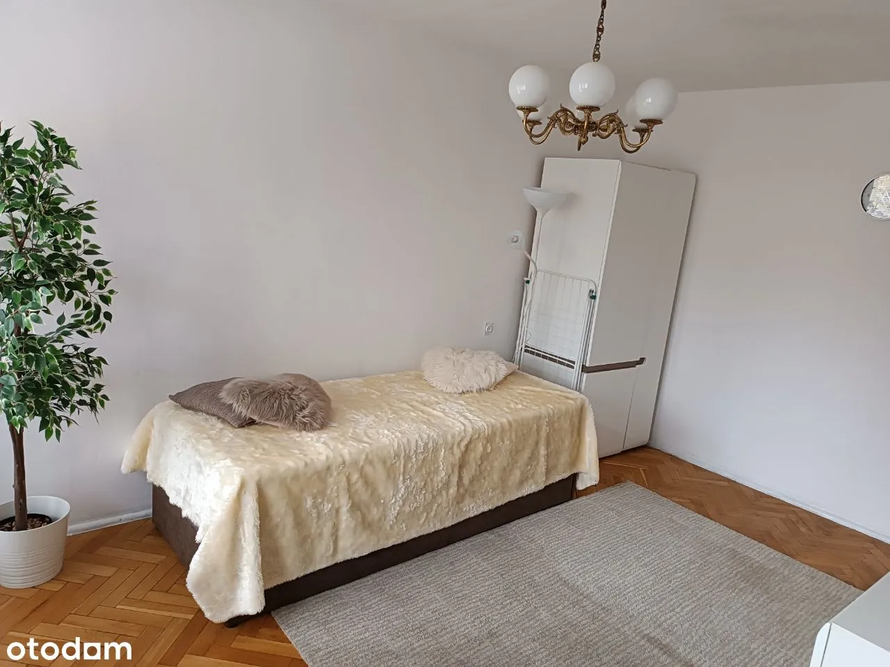 Broniewskiego 34 m2