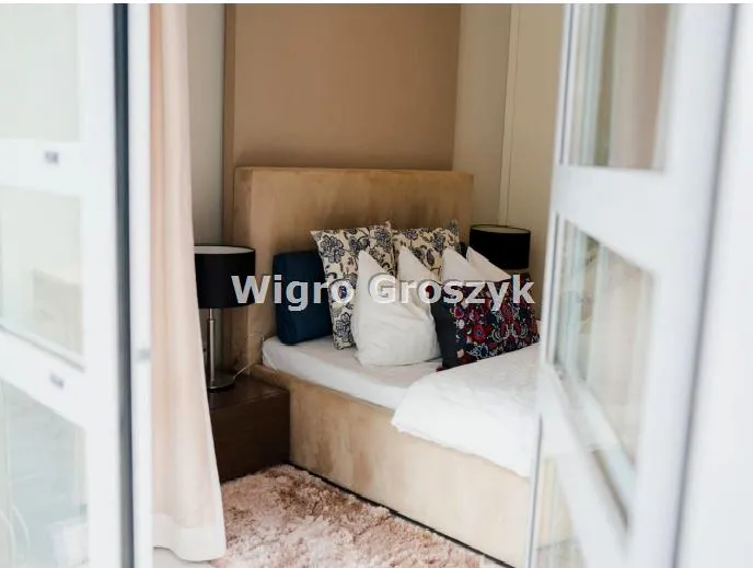 Wynajmę mieszkanie dwupokojowe: Warszawa Wola, Wola , ulica Grzybowska, 38 m2, 4750 PLN, 2 pokoje - Domiporta.pl