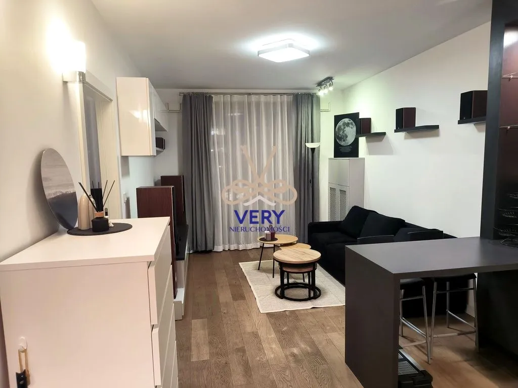 Apartament 2 pok, z dużym balkonem- Wola 