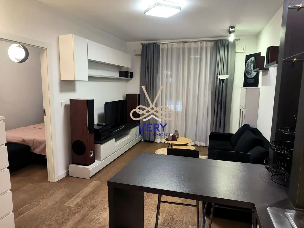 Apartament 2 pok, z dużym balkonem- Wola 