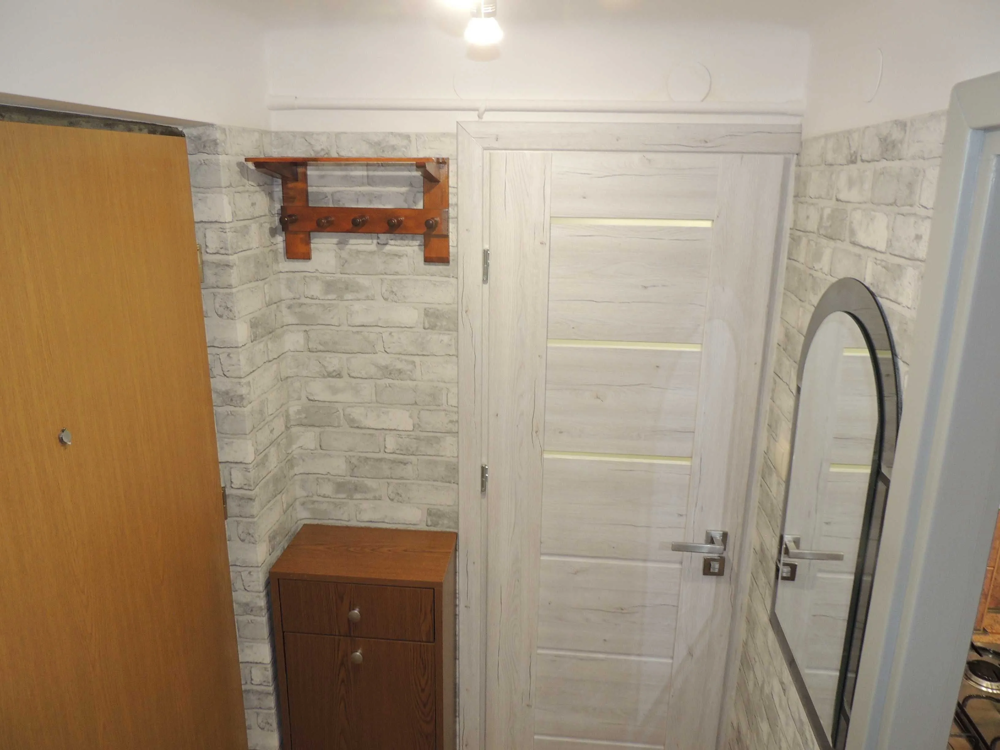 Kawalerka z antresolą 30 m2 ul. Żelazna przy Varso Tower