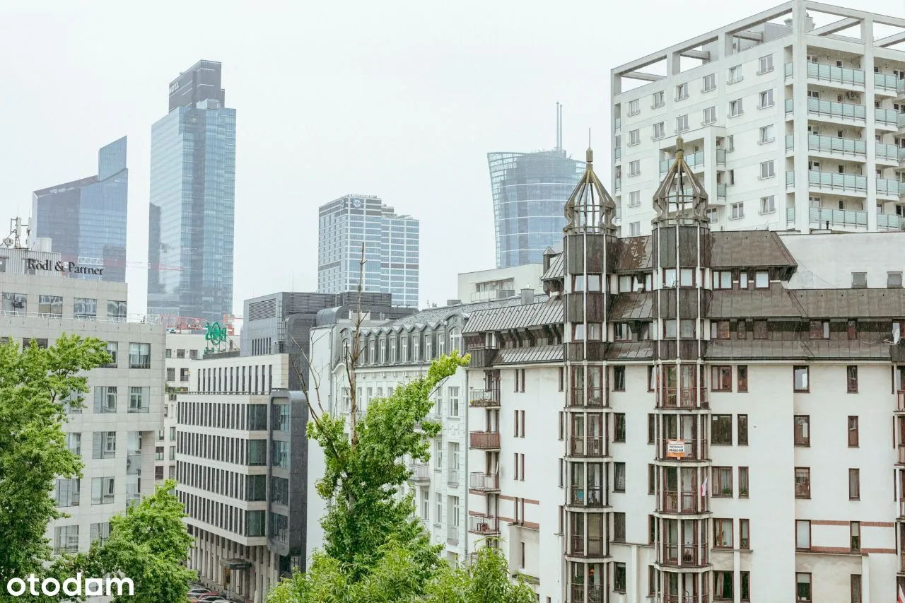 Mieszkanie w ścisłym centrum Stolicy, Sienna 67