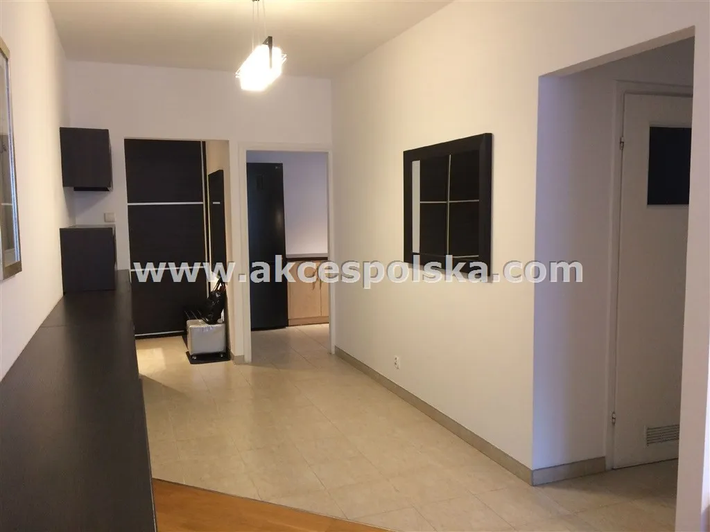 Apartament, Aleja Komisji Edukacji Narodowej