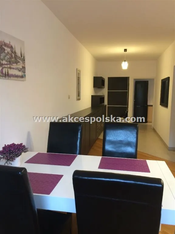 Apartament, Aleja Komisji Edukacji Narodowej