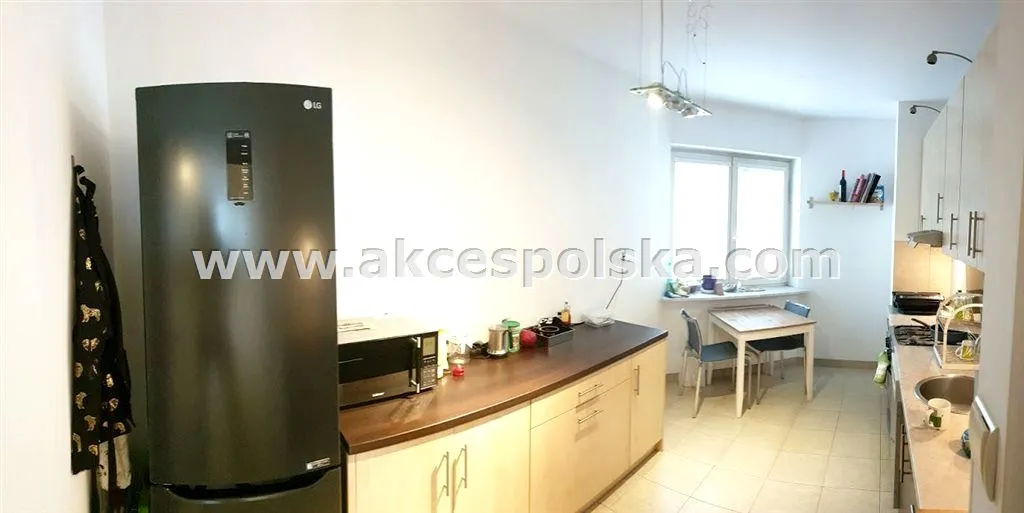 Apartament, Aleja Komisji Edukacji Narodowej