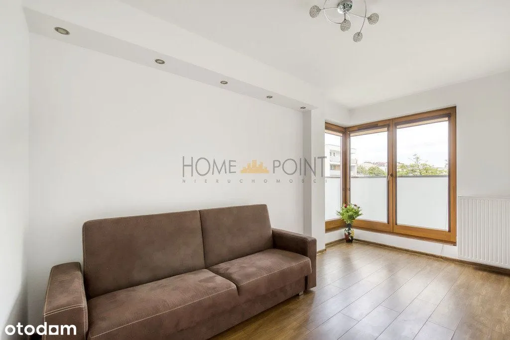 2 pokoje+kuchnia+duży balkon,m.postojowe,komórka 