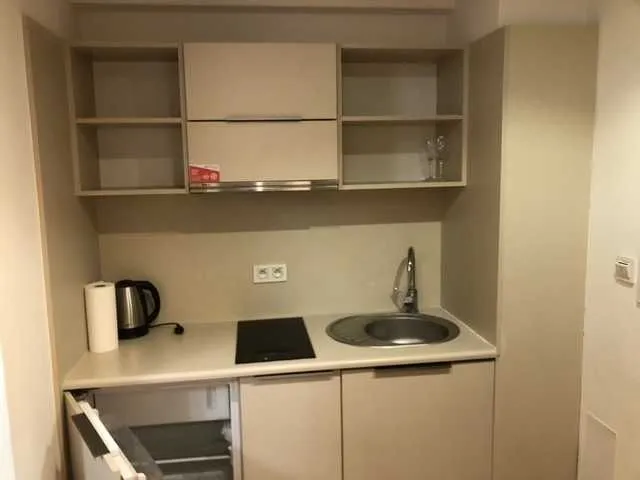 Sprzedaż kawalerka w apartamentowcu Wola 