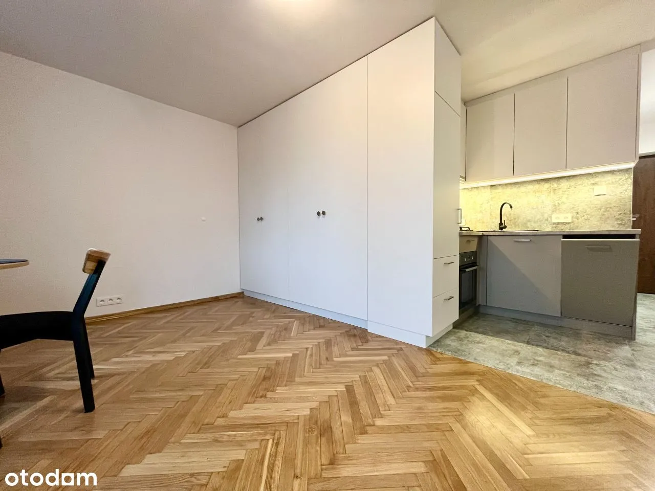 Studio po remoncie | Balkon + piwnica | 28mkw