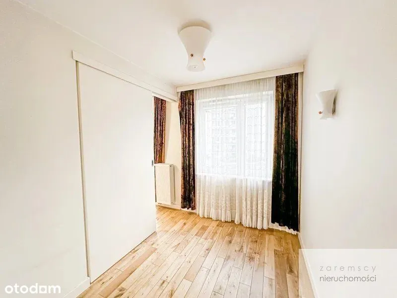 Apartament, ul. Nowaka-Jeziorańskiego