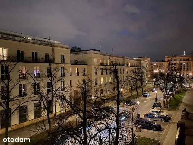 Piękne mieszkanie w kamienicy na Nowym Świecie