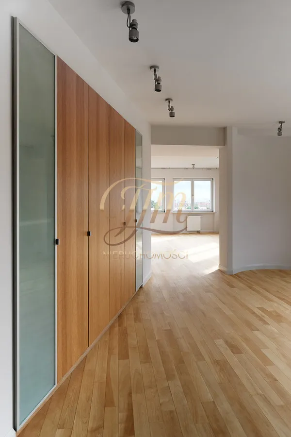 Apartament 4/5 pokoi w sercu Starego Mokotowa 