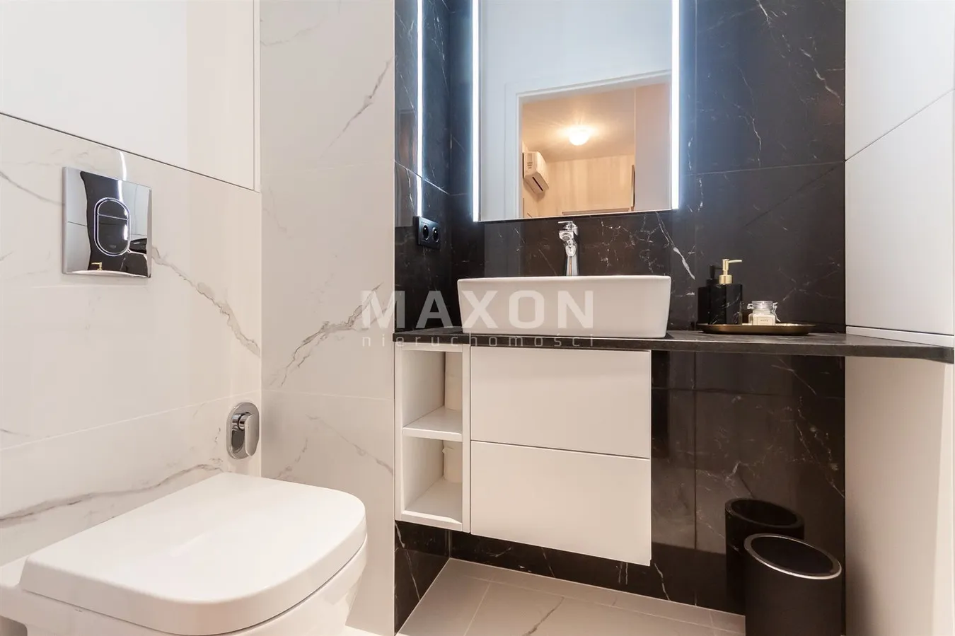 Komfortowy apartament z tarasem - Sienna 65 