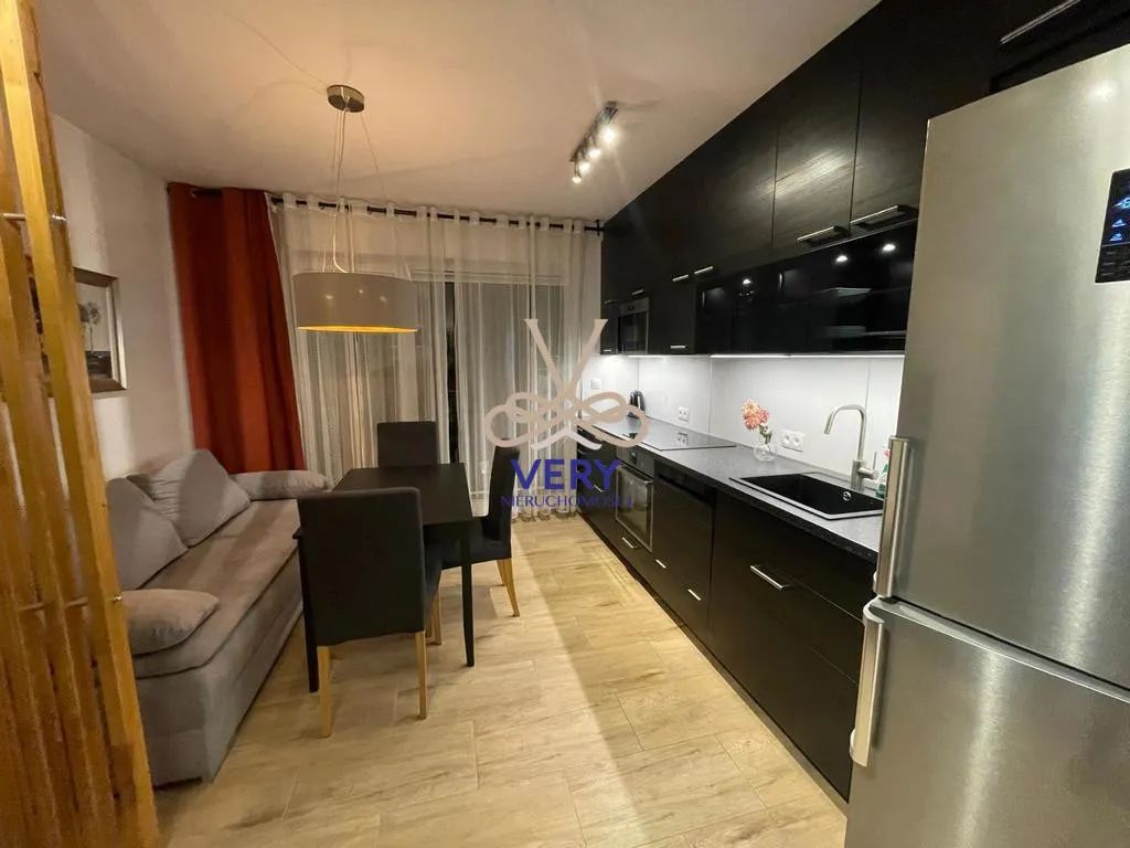 Apartament 30m2 z garażem w Aninie 