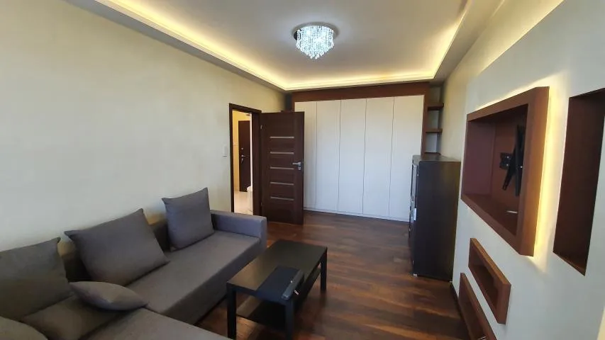 2 niezależne pokoje, 55m2 -Bukowińska - METRO !! KLIMATYZACJA