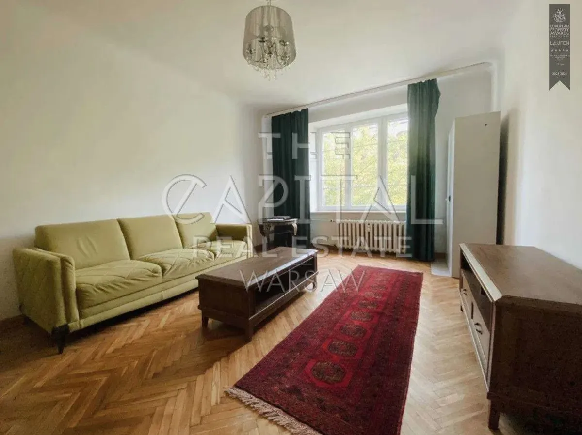 Apartament 4 pokoje w kamienicy na Powiślu 