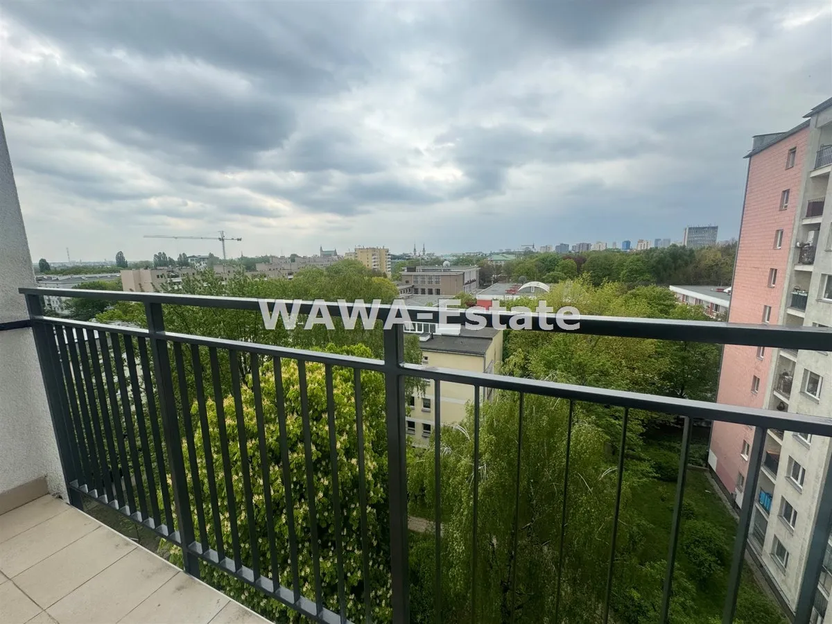 Śródmieście. Trzy pokoje. Balkon. Panorama.