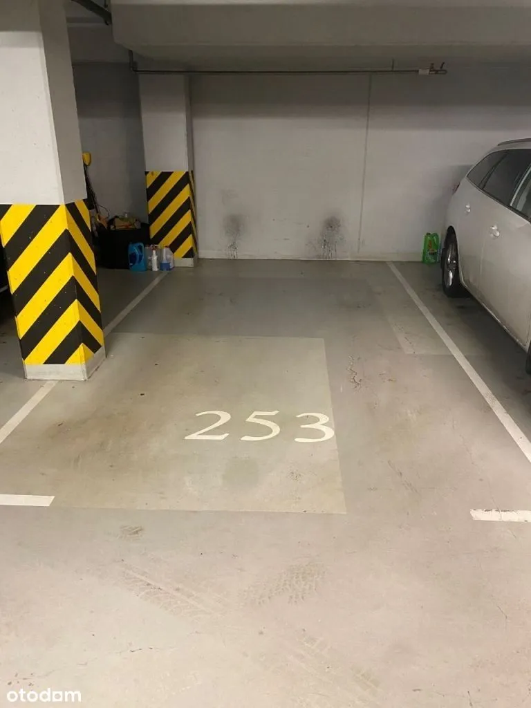 2 pokoje z garderobą, parking w garażu, M. Wilanów 