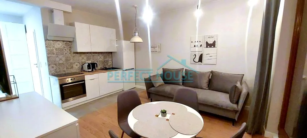 Apartament z ogródkiem/ rondo Daszyńskiego 