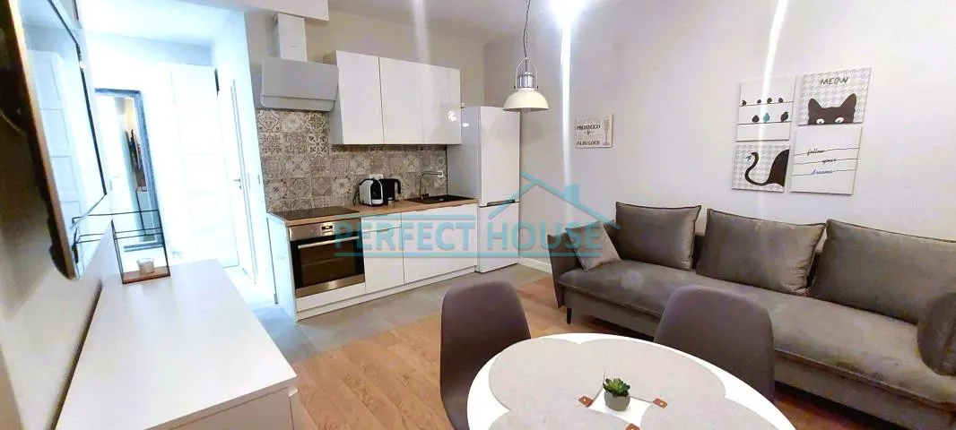 Apartament z ogródkiem/ rondo Daszyńskiego 