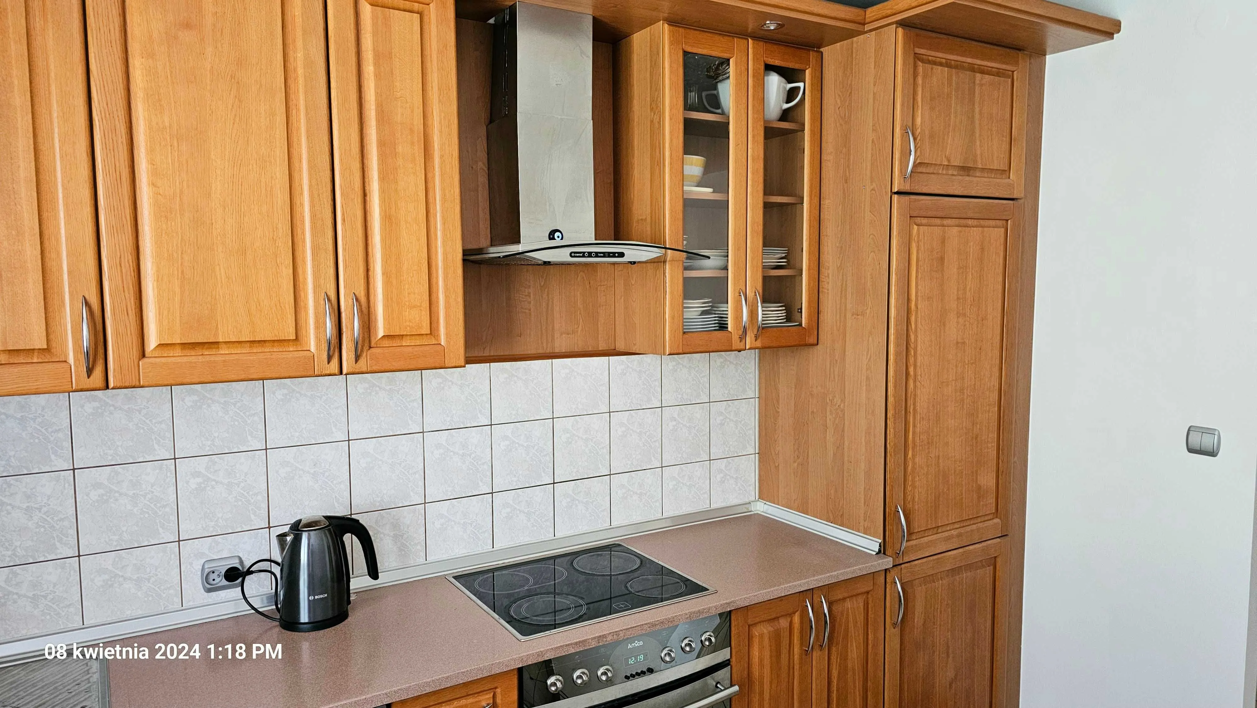 Sprzedam mieszkanie 77m/kw trzypokojowe ul.Al.Jerozolimskie 133