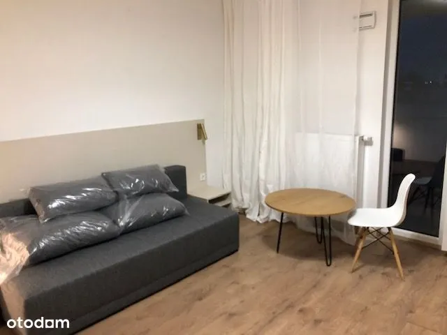 Sprzedaż kawalerka w apartamentowcu Wola