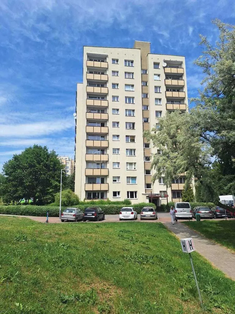 Bemowo Górce- 3 pokoje, balkon 