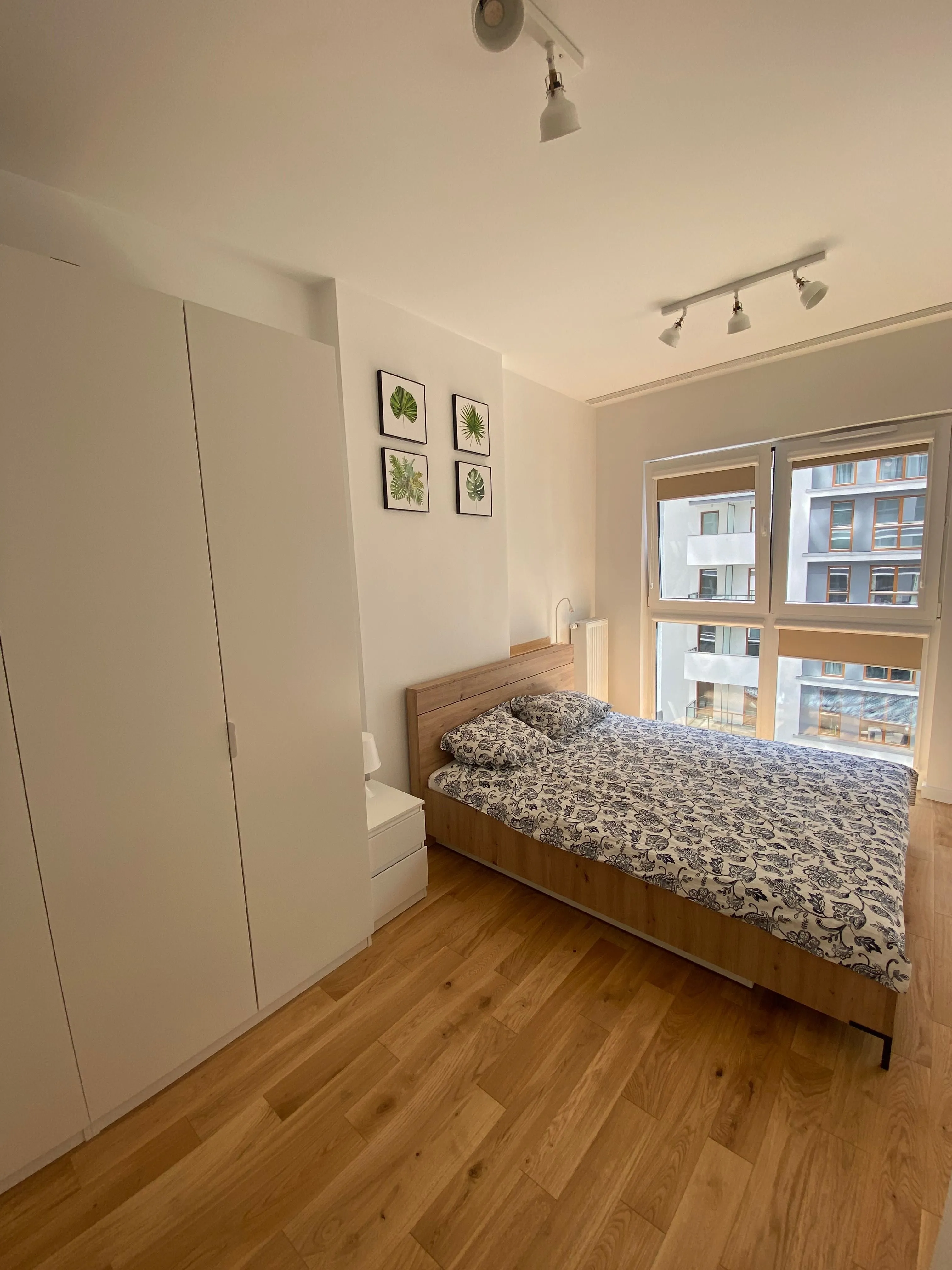 Do wynajęcia 2-pokojowe mieszkanie – Wola Tower, Kasprzaka 29, 46 m²