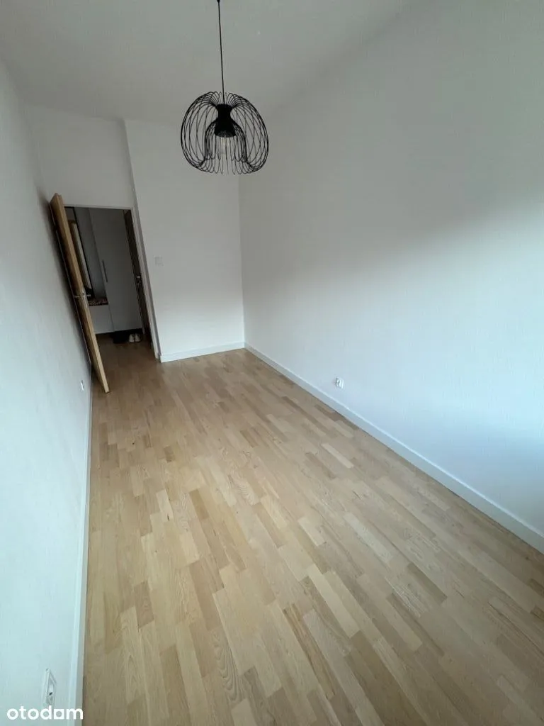 Przestronne mieszkanie 3 p. 60m2, balkon, garaż