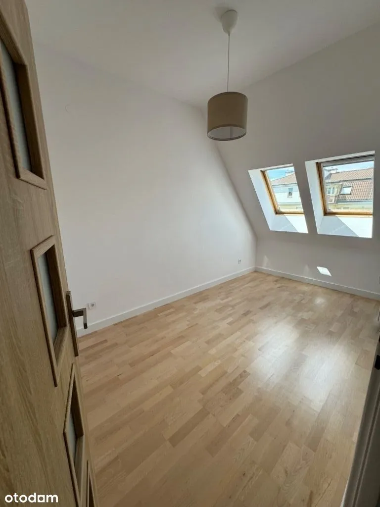 Przestronne mieszkanie 3 p. 60m2, balkon, garaż