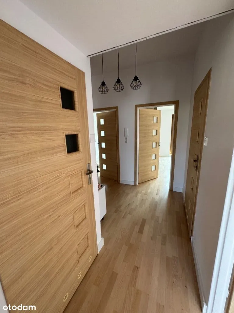 Przestronne mieszkanie 3 p. 60m2, balkon, garaż