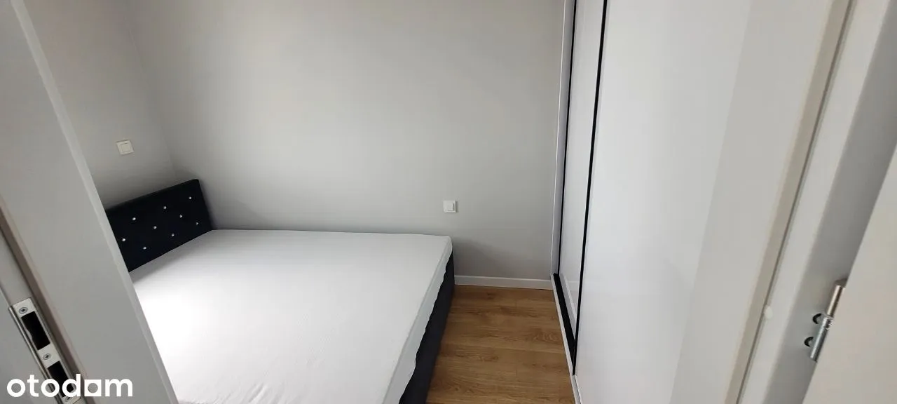 mieszkanie 2 pokoje Salon z aneksem + sypialnia.  Parking w cenie