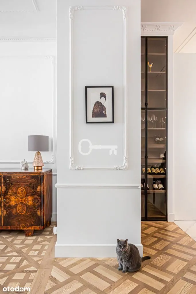 Centre | High Standard | High Ceilings