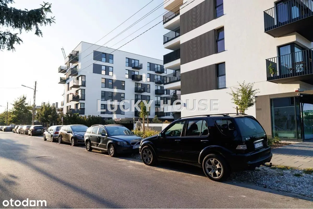 Narożne M3 obok Pkp Gocławek odbiór kluczy 03.2025