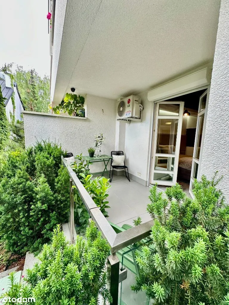 Apartament z tarasem, ogrodem, komórką i garażem