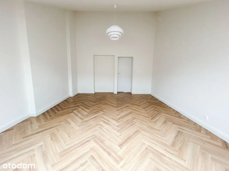 Nowy apartament w odrestaurowanej kamienicy