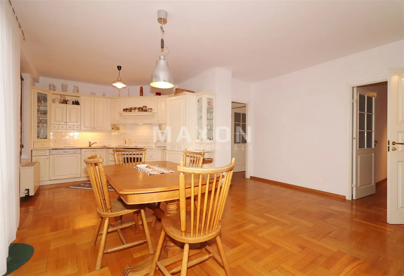 Apartament, Aleja Jana Pawła II